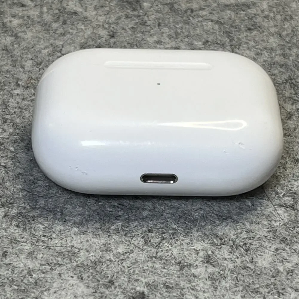 Apple Airpods Pro 1st Generation Wireless Charging Case ONLY A2190